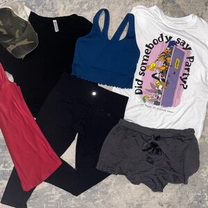 Women’s Athleisure Bundle- Size medium